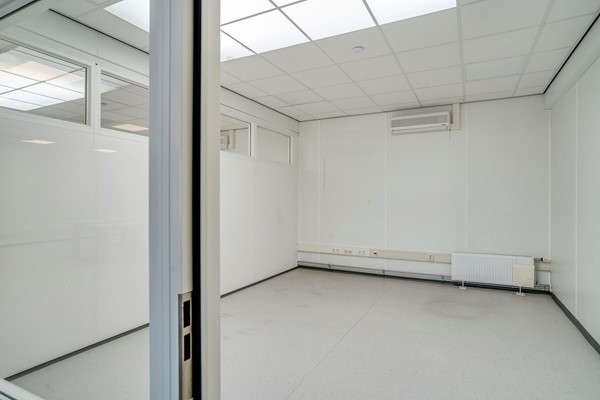 Medium property photo - Handelsweg 5, 6114 BR Susteren